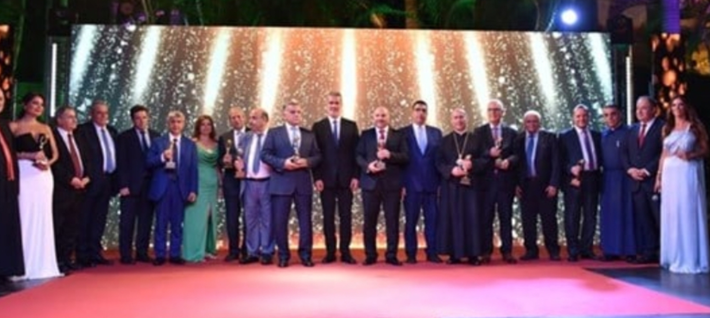 اول احتفال من نوعه في الجنوب : creel تكرم شخصيات مبدعة ولفتة لوزير السياحة!