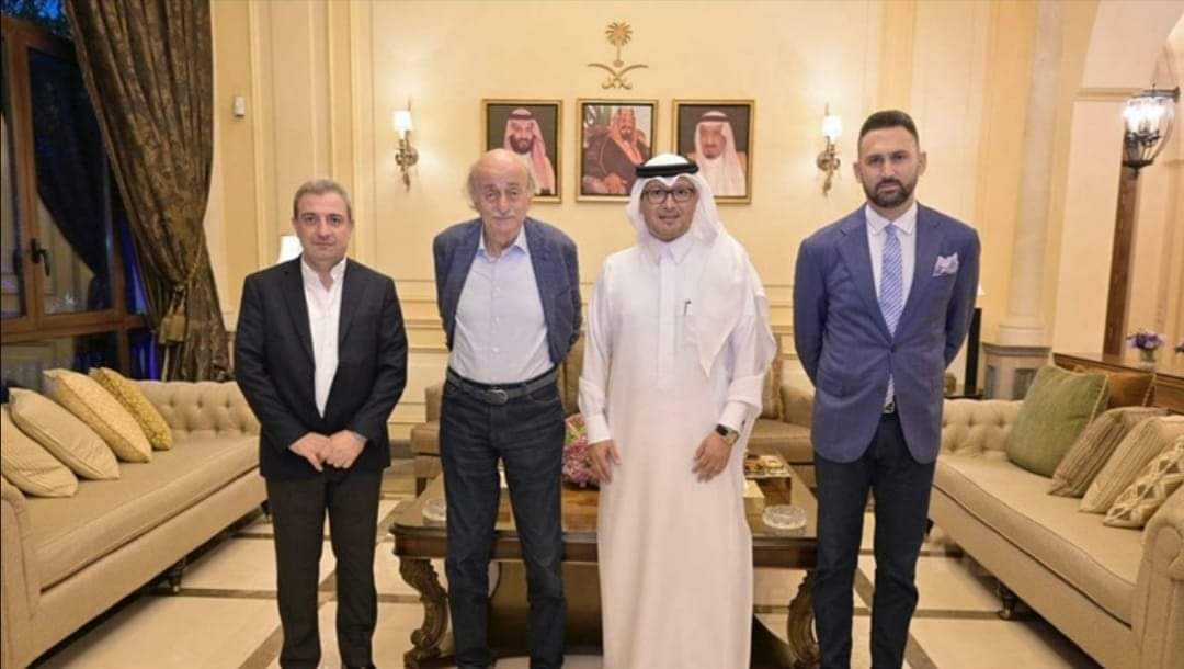 وليد وتيمور جنبلاط وأبو فاعور في ضيافة السفير البخاري