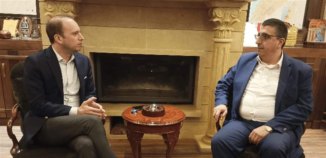 حجّار من بعلبك: لإنشاء مخيم كبير للنازحين السوريين على الحدود