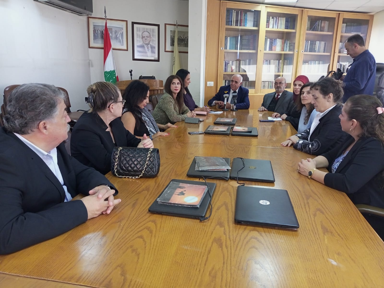 عقد التجمع الأكاديمي في لبنان لدعم فلسطين مؤتمرًا صحافيًا للإعلان عن تسليم الأمين العام للأمم المتحدة