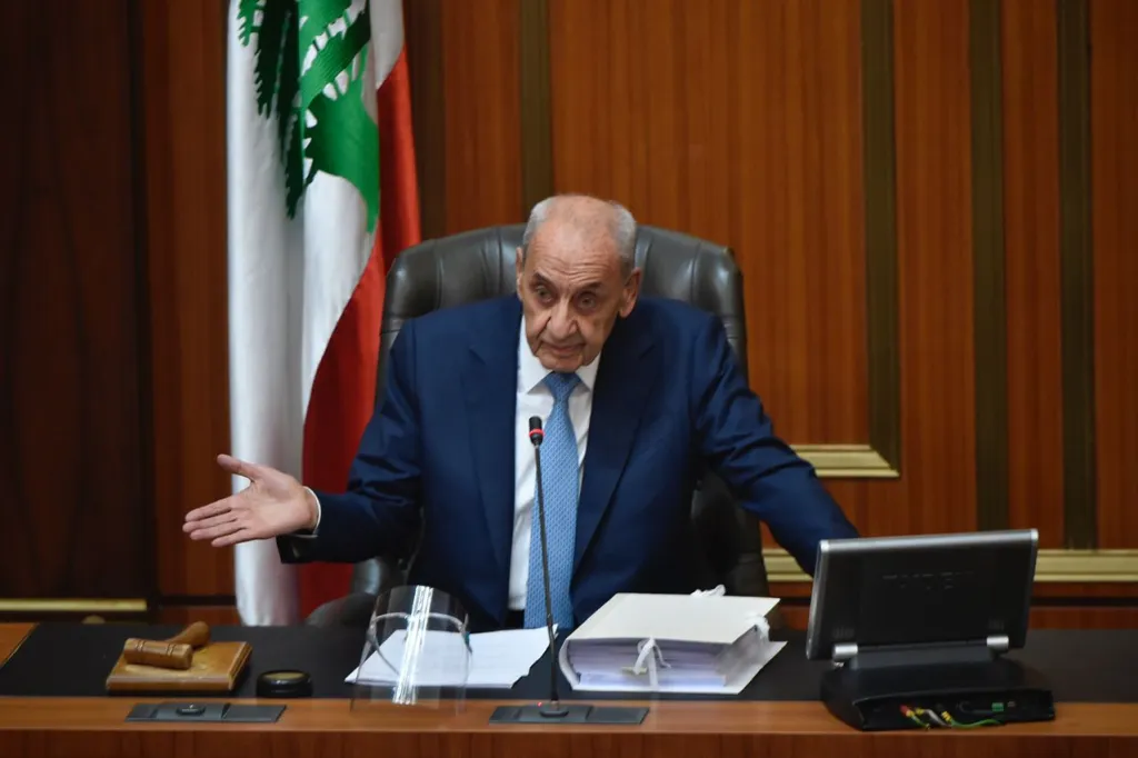 برّي: ما يحصل من حرائق بسبب قذائف الفوسفور برسم المجتمع الدولي