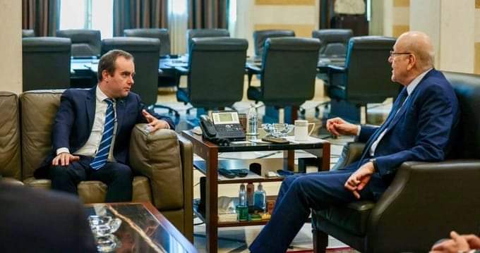 وزير الدفاع الفرنسي لميقاتي: سنبقى ندعم القوات المسلحة اللبنانية واليونيفيل!