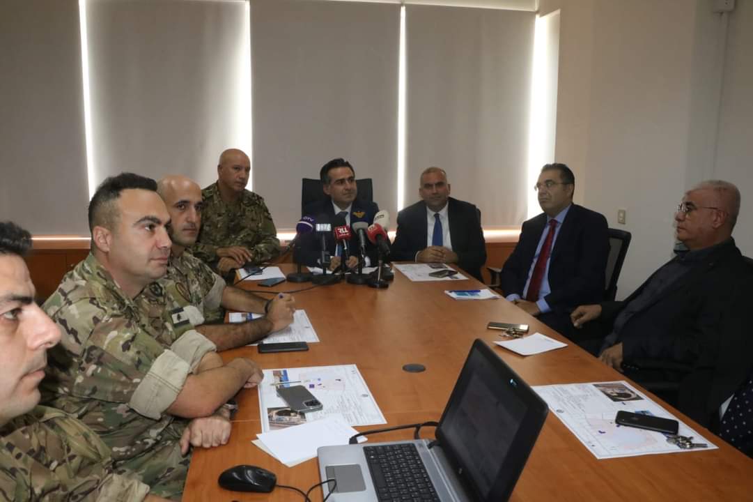 اجتماع لوزير الأشغال مع المعنيّين في مديريّة الشؤون الجغرافية للجيش اللبناني