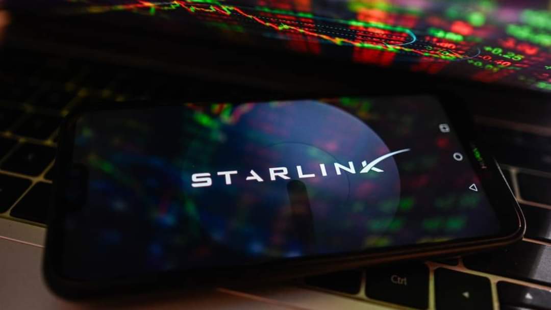 صفقة "ستارلينك" مريبة وغير قانونية.. ومساءلة نيابية للحكومة