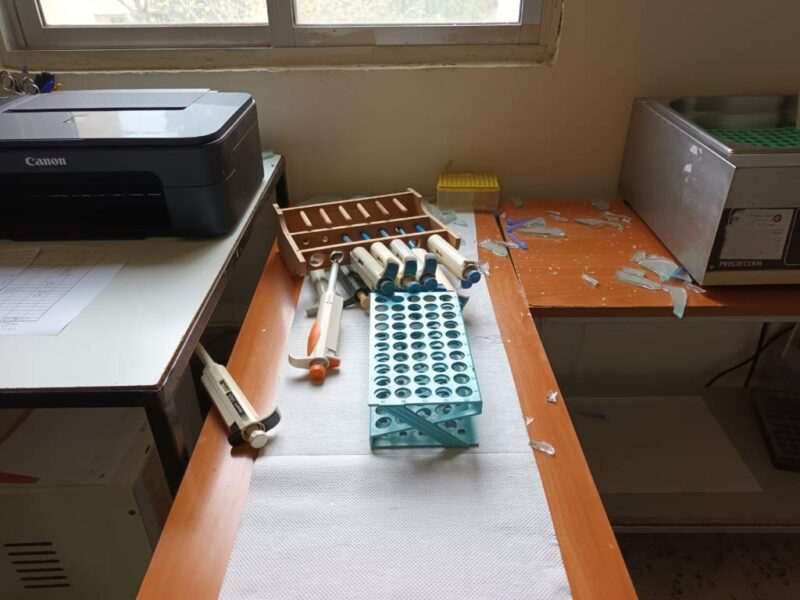 عامل عن تضرر مركزها الصحي في الخيام 