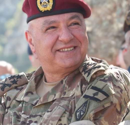 قائد الجيش لمناسبة عيد الاستقلال الثمانين