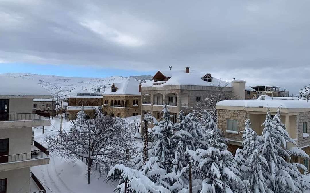 لبنان على موعد مع منخفض جوي سريع الحركة والثلوج ستلامس ١٦٠٠ متر