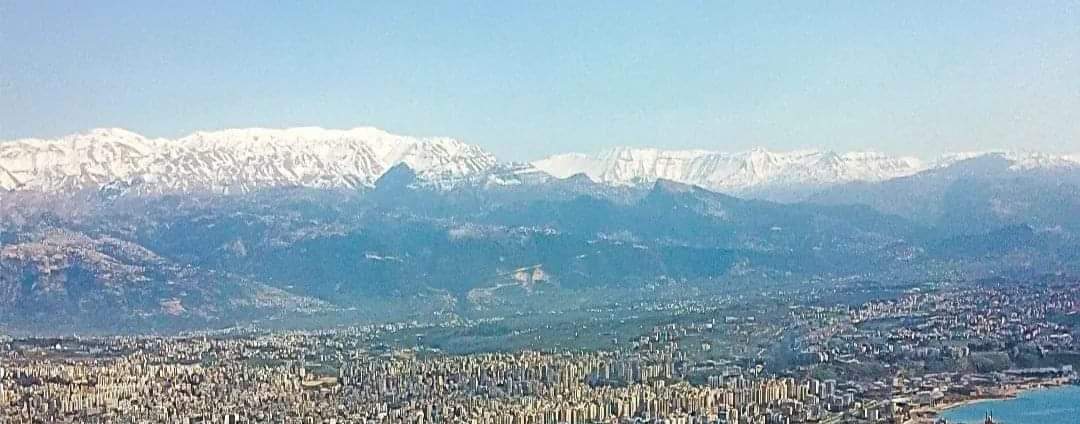 الطقس يستمر تأثير المنخفض الجوي المصحوب بكتل هوائية باردة