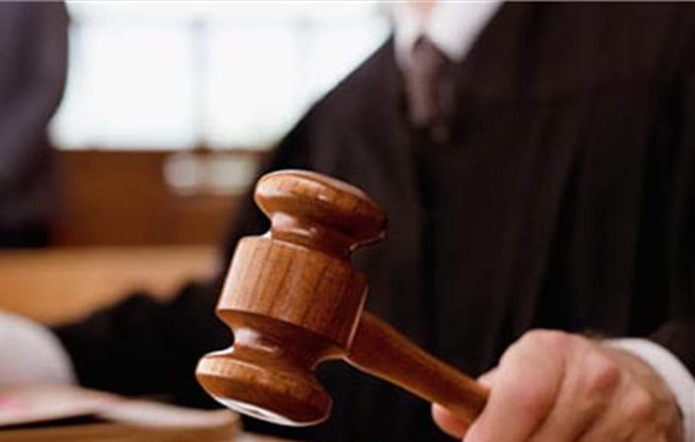 إخبار ضدّ المطرانين الحاج وسمعان