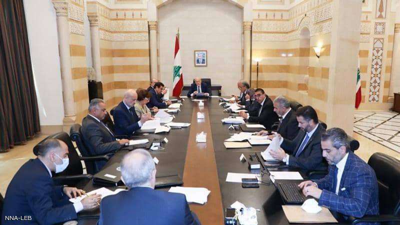 الملفات تتسابق على أول جلسة لمجلس الوزراء.. وسوء الأحوال لم يمنع السهرات الفاخرة