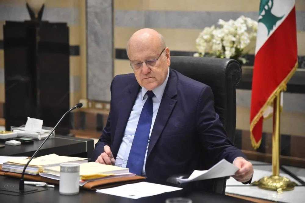 ميقاتي "شديد القلق"وترقبٌ لسلسلة لقاءات ديبلوماسية دولية وعربية