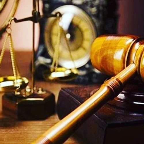 بالتحقيقات في فساد “وزارة التربية”.