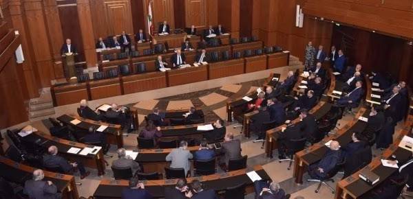 ٣ أسئلة  للحكومة اللبنانية