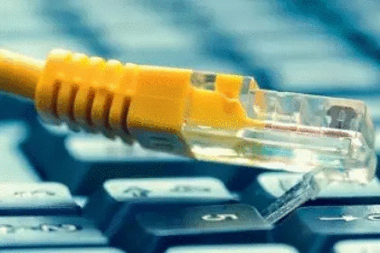 الإنترنت غير الشرعي: الدولة تُشاركهم عقود الصيانة؟