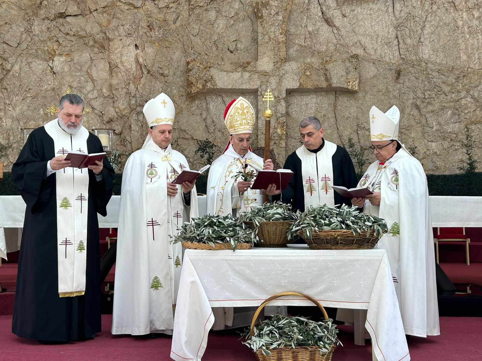 الراعي في أحد الشعانين:يا لوصمة العار على جبين هذا الجيل من حكّام الدول
