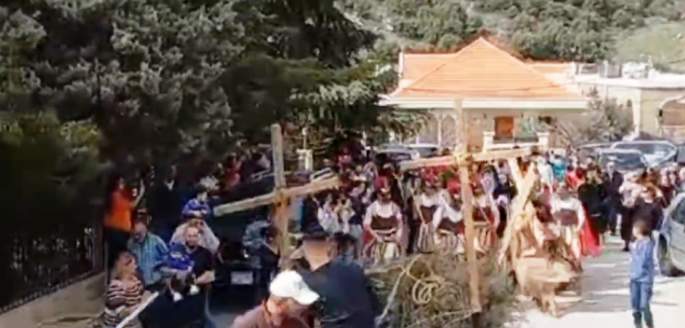 قرى البقاع الغربي جسدت الام السيد المسيح بمشهدية خاصة بمواكبة النائب مارون