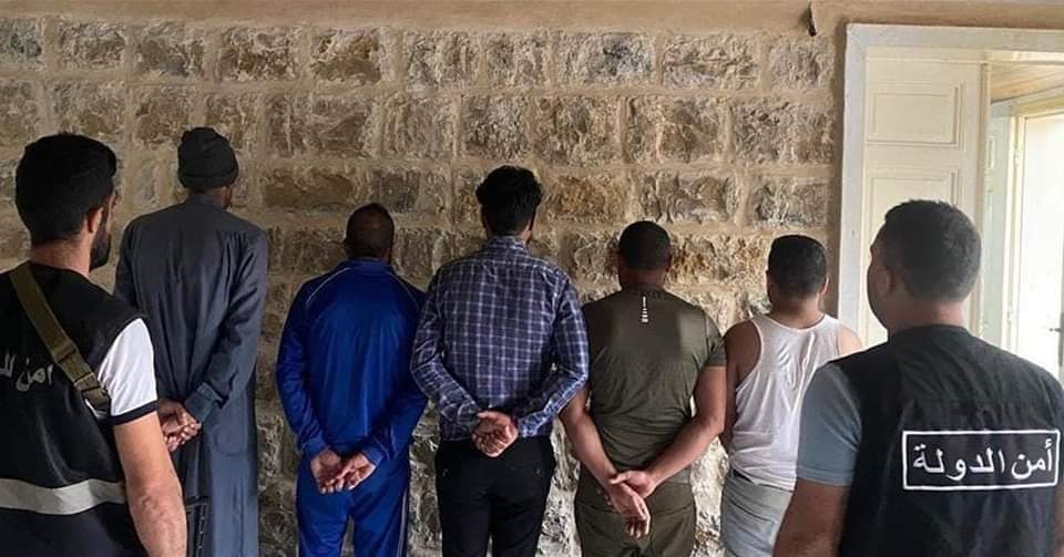 توقيف عصابة جميع افرادها من الجنسية السورية .. تهرب الأموال من لبنان