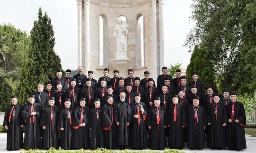 السينودس يعلن توصياته والكنيسة المارونية: لا أولوية تعلو على أولوية انتخاب رئيس