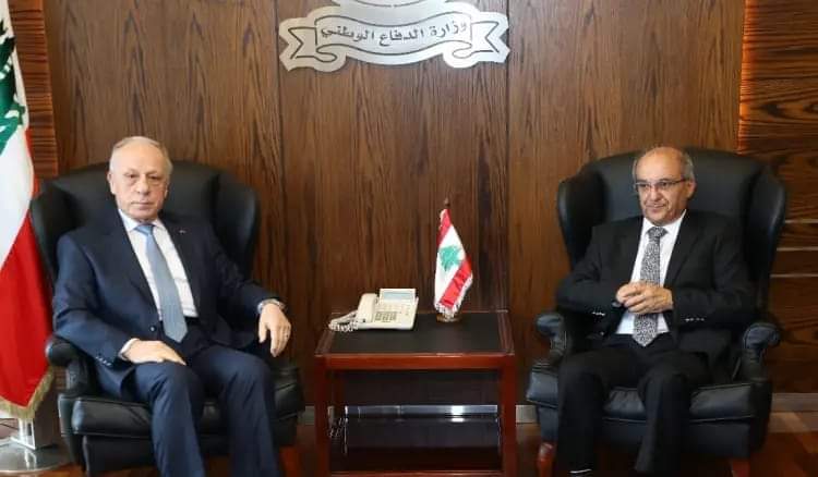 وزير الدفاع عرض ووزير الشباب والرياضة للاوضاع!