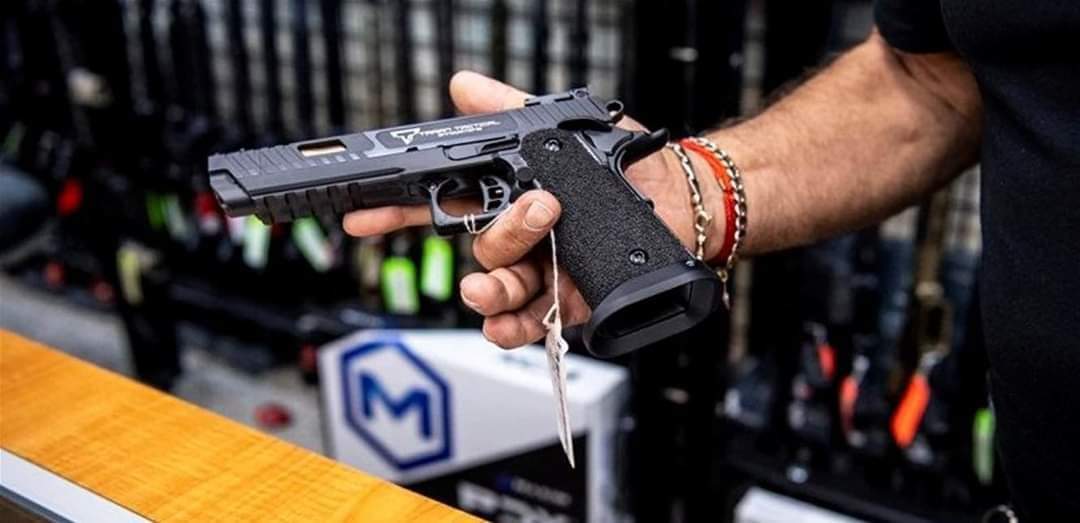 لبنانيون يصنعون أسلحتهم بأنفسهم