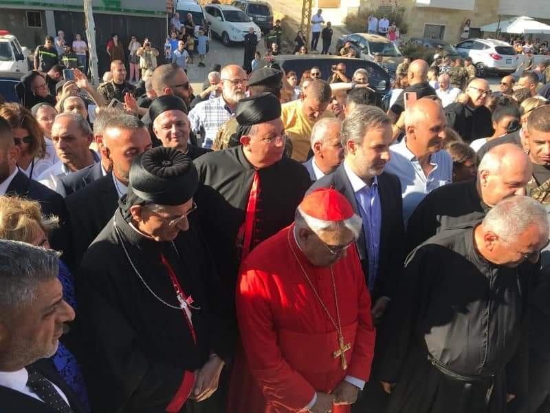 جولة للموفد البابوي سيميرارو في إهدن