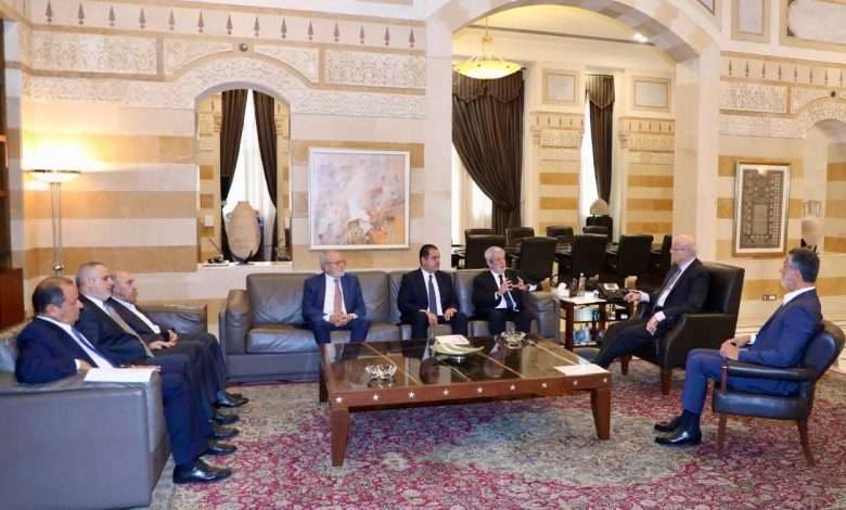 إتحاد النقابات السياحية يعرض للرئيس ميقاتي وضع القطاع ويسلمه ورقة بمطالبه