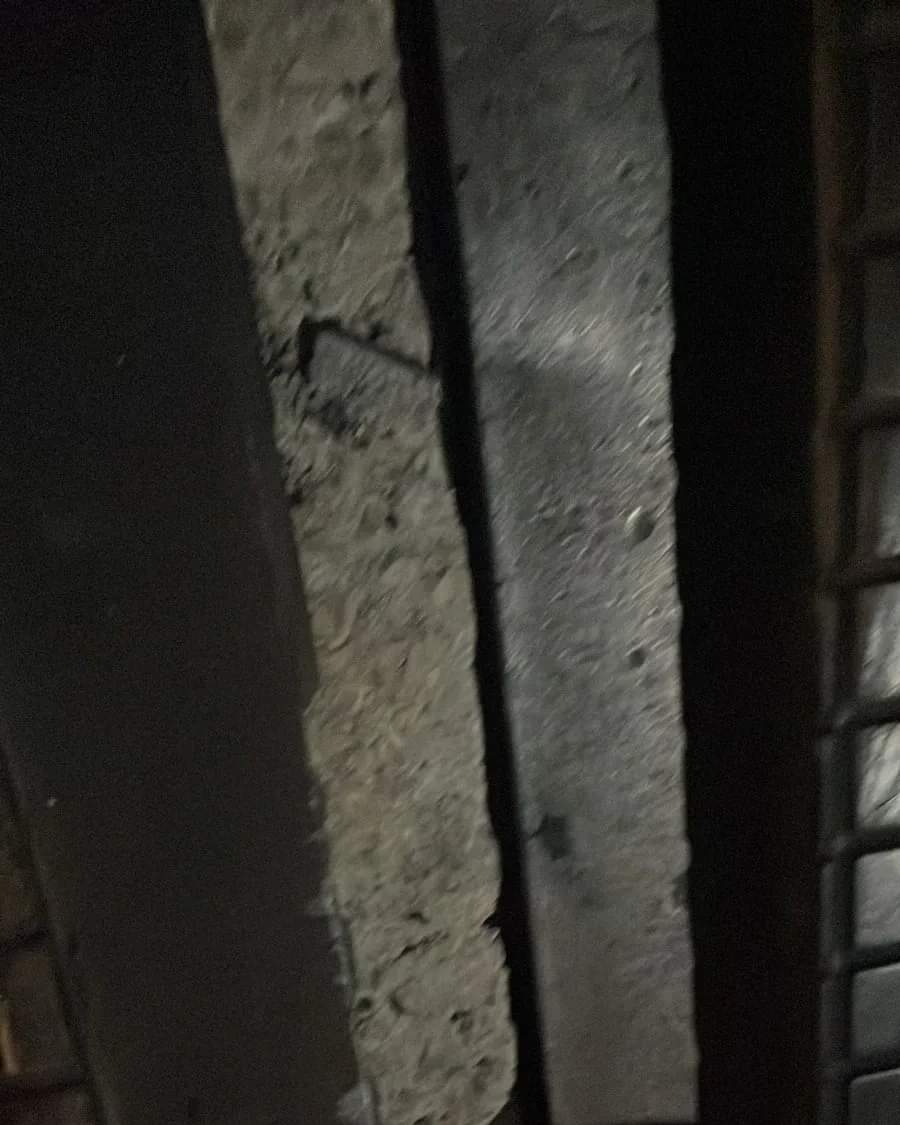 تصدع في فاصل جسر الفيدار يسبب أضرار للسيارات: و"التحكم المروري" يُحذر!