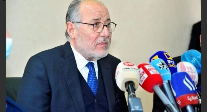 فرض رسوم في التعليم الابتدائي خلافاً لمجانية التعليم!