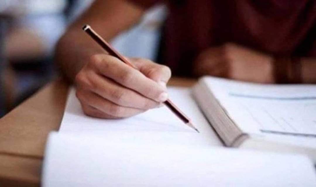 كيف سُرّبت أسئلة امتحانات الثانوية العامة