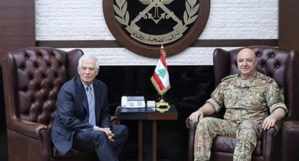 قائد الجيش بحث وبوريل في التطورات