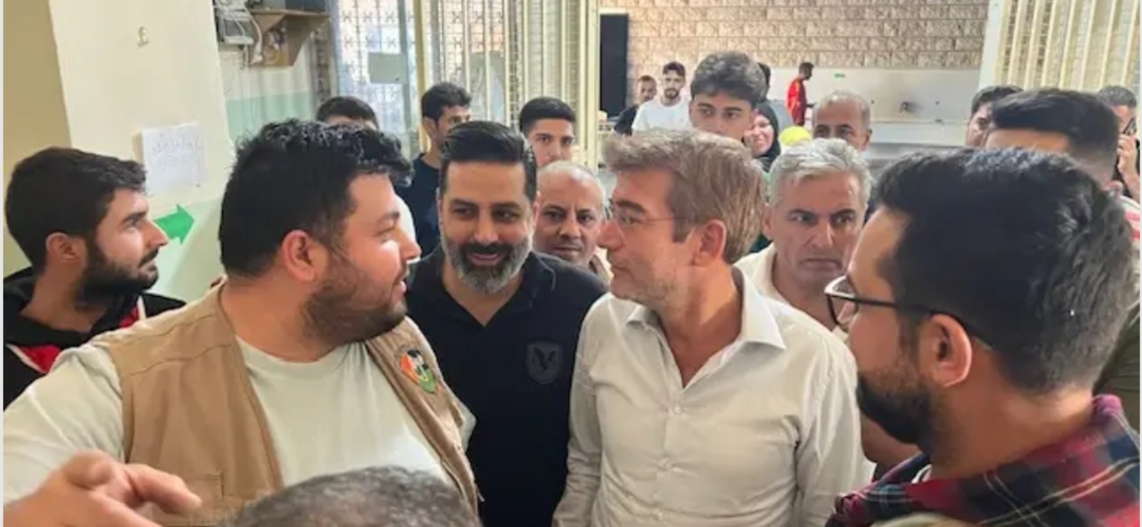 فياض تفقد النازحين في مدارس زغرتا