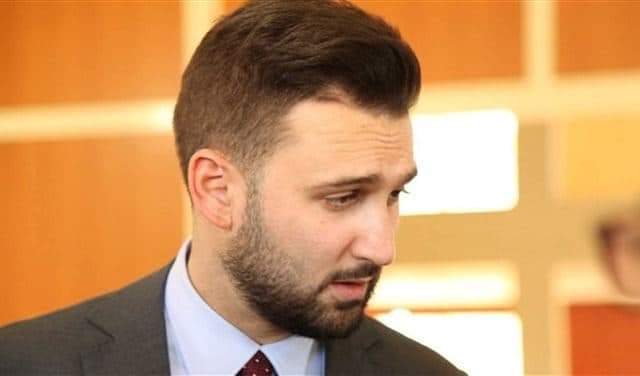 بعيدًا عن السياسة'... تيمور جنبلاط يدعو لمواجهة تحديات النزوح