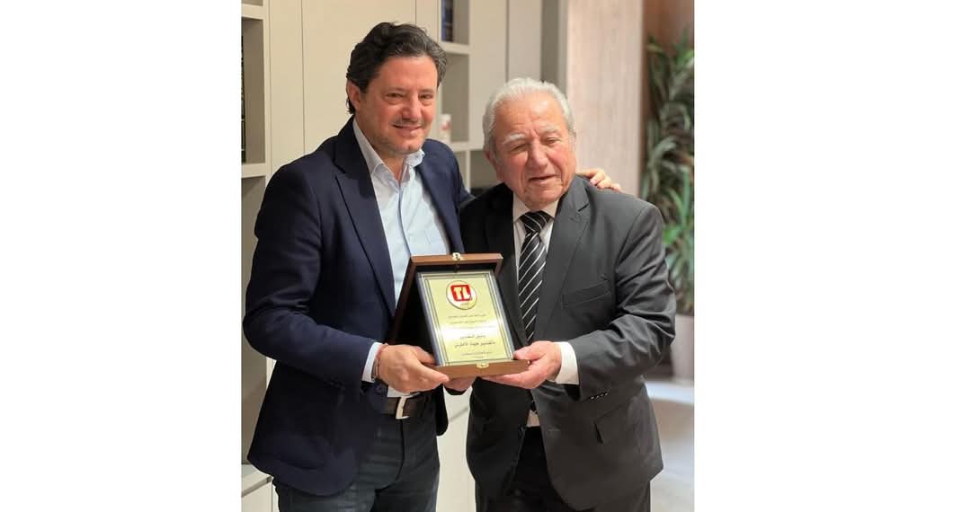 جهاد الأطرش مُكرَّمًا من المكاري