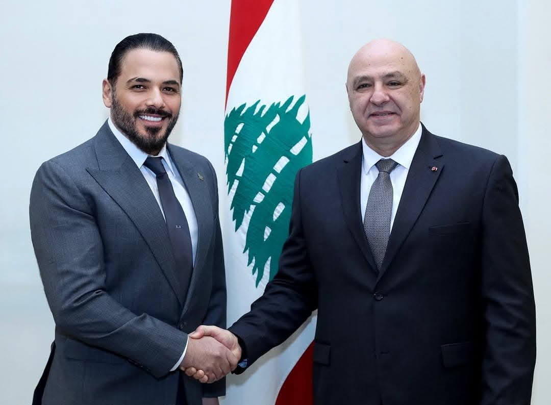 المطرب رامي عياش يلتقي رئيس الجمهورية في أجواء مفعمة بالأمل