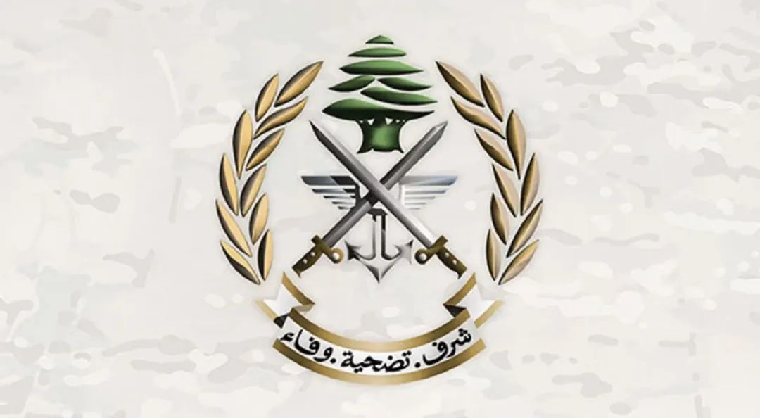 الجيش: توقيف مواطنَين ينقلان قذTHائف ومذنّبات وذخKHائر حربية