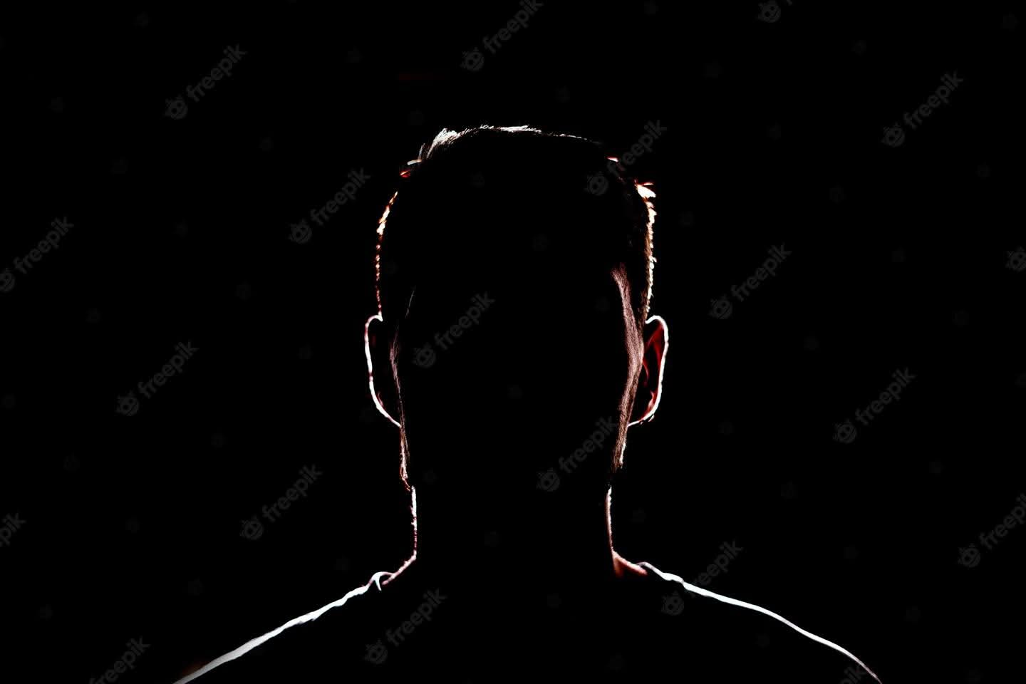 القضاء اللبناني يدّعي على فنان شهير بجرم النصب والإحتيال