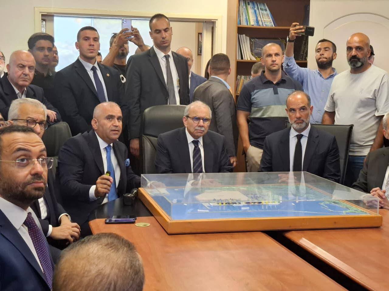 زيارة لدولة الرئيس نواف سلام إلى مرفأ طرابلس 