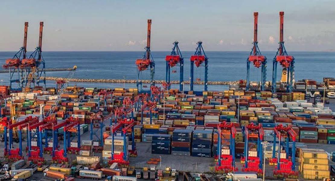 أصدرت إدارة واستثمار مرفأ بيروت بيانًا توضيحيا