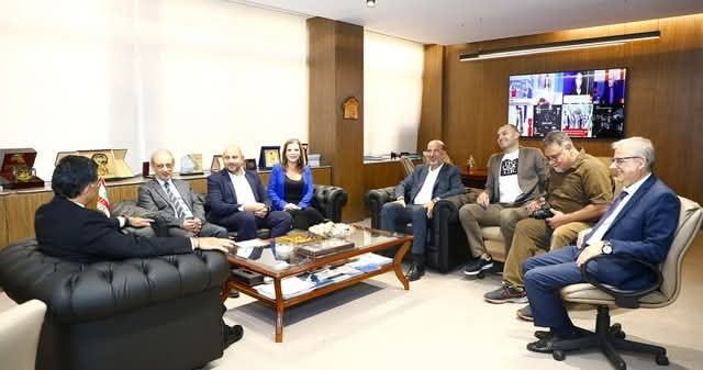 مرقص إستقبل رابطة خريجي الإعلام منوهة بجهوده في القطاع