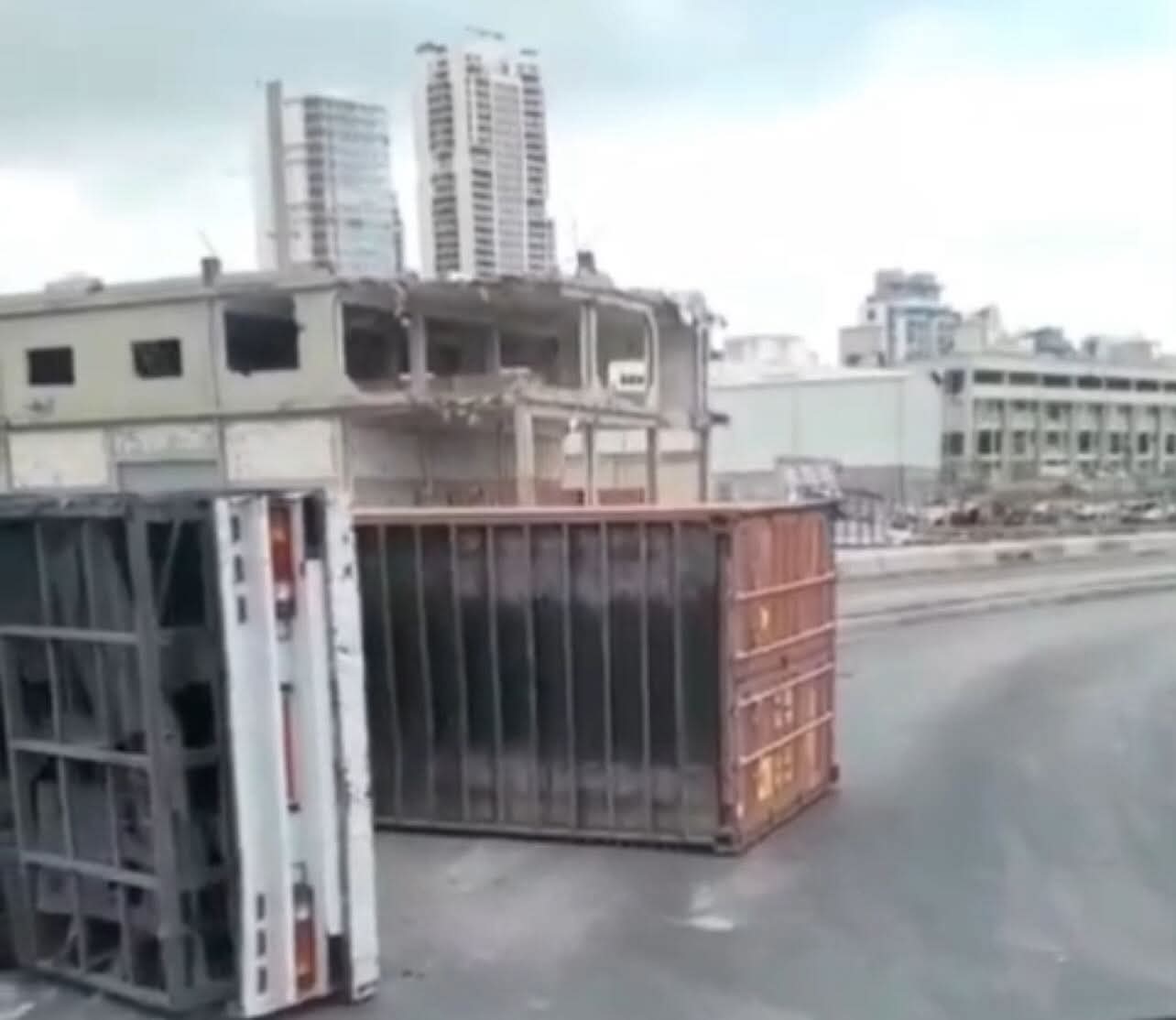 نداء عاجل من اليازا