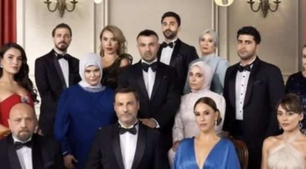 كانت داخل منزلها... توقيف كاتبة مسلسل "شراب التوت"