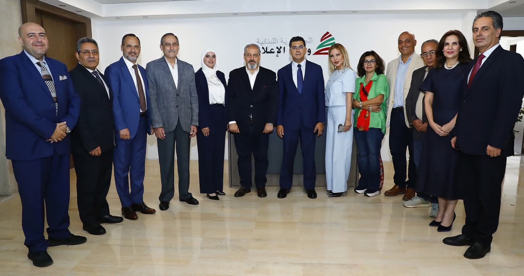 مبادرات رقمية وثقافية واقتصادية