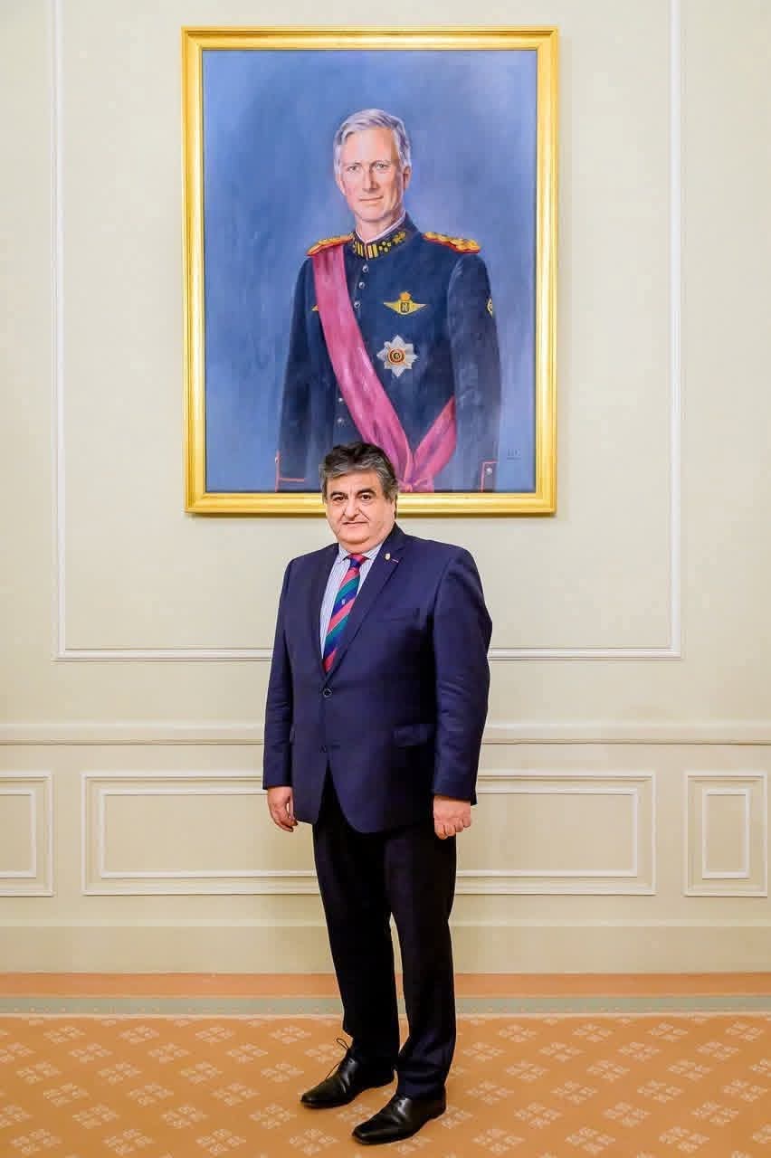 تعيين ابن زغرتا الاستاذ ريمون مكاري   قنصلا فخريا لدى مملكة بلجيكا وألونيا