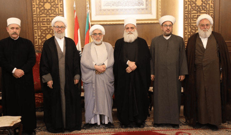 شيخ العقل التقى جنبلاط وتلقى دعوة من "تجمع العلماء المسلمين" الى لقاء وطني وروحي
