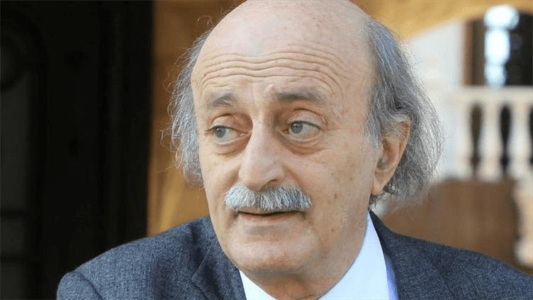 ما سبب زيارة «البيك» المفاجئة إلى بعبدا؟