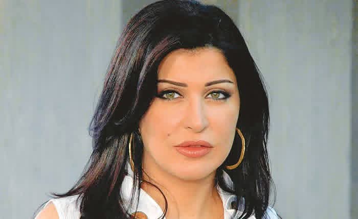 جومانا مراد تعود إلى المسرح بعد غياب طويل