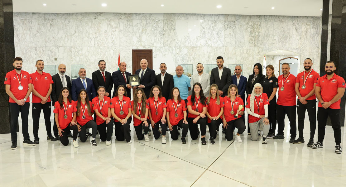 الرئيس عون يستقبل منتخب لبنان للسيدات في “الميني فوتبول” ويُشيد بإنجازه العالمي لبنان
