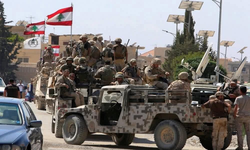 سلسلة توقيفات واسعة... "الجيش" يقبض على 15 مطلوبًا