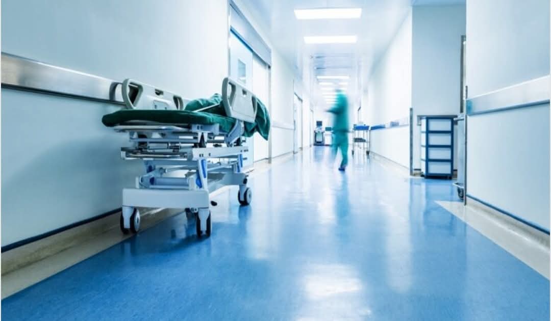 اعتداء على طبيبة وممرضة…وإدانة من وزارة الصحة
