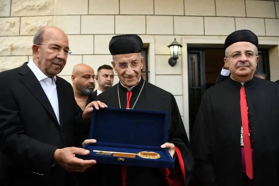 البطريرك الراعي في رعيّة العذراء والعازر: زيارة إيمانية تعبق بالمحبة والانتماء
